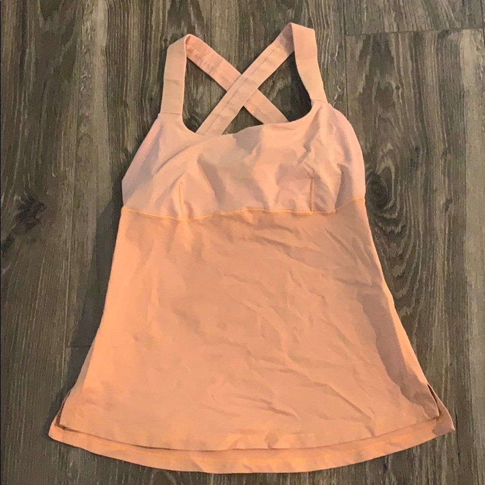 Lululemon tank with built in shelf